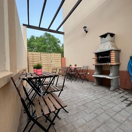 Apartamentos Sevilla Deluxe Rosales Los Rosales  エクステリア 写真