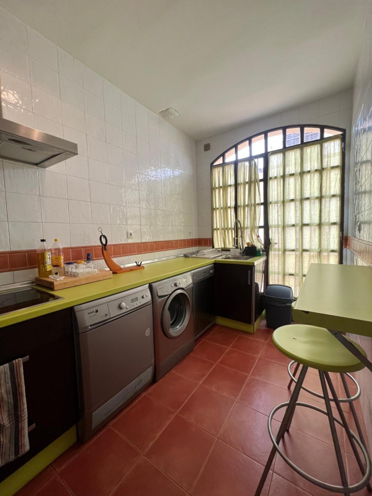 Apartamentos Sevilla Deluxe Rosales Los Rosales  エクステリア 写真